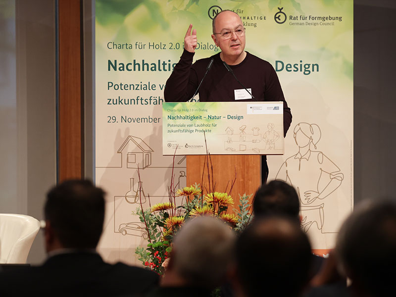 Keynote Lutz Dietzold, Geschäftsführer Rat für Formgebung. Quelle: FNR/BMEL/photothek
